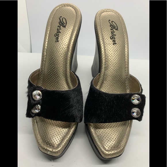 Bridget Black Pony Hair Rhinestone Buttons Wedge sz 7 - Picture 4 of 14